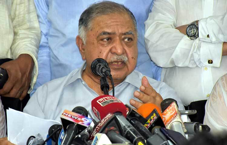 শনিবার বিকেলে জাতীয় প্রেস ক্লাবে আয়োজিত জনাকীর্ণ এক সংবাদ সম্মেলনে ৫ দফা দাবি ও ৯ লক্ষ্য-এ ঘোষণা দেয়া হয়। ছবি : বিপ্লব দিক্ষিৎ