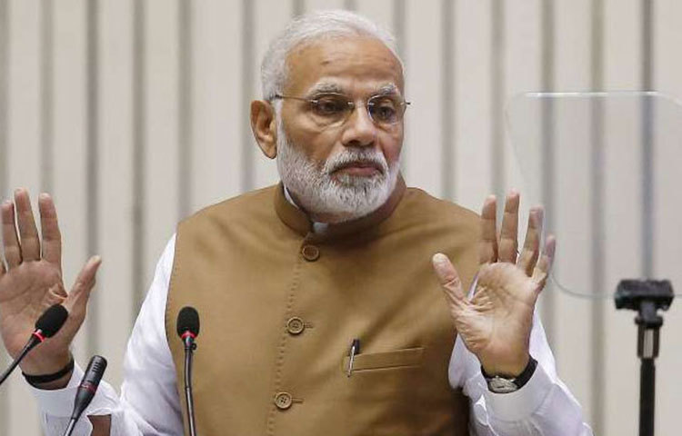 সম্প্রতি ভারতের প্রধানমন্ত্রী নরেন্দ্র মোদি তার সম্পত্তির যা হিসেব দিয়েছেন, সেই তথ্য অনুযায়ী ইন্ডিয়া টুডে তাদের প্রকাশিত প্রতিবেদনে জানিয়েছে, নরেন্দ্র মোদি ২ কোটি টাকার মালিক। কিন্তু ব্যক্তিগতভাবে গাড়ি কিনে তা চালাবার ব্যয়ভার বহন করার জন্য যথেষ্ট নয় বলে মোদি মনে করছেন।