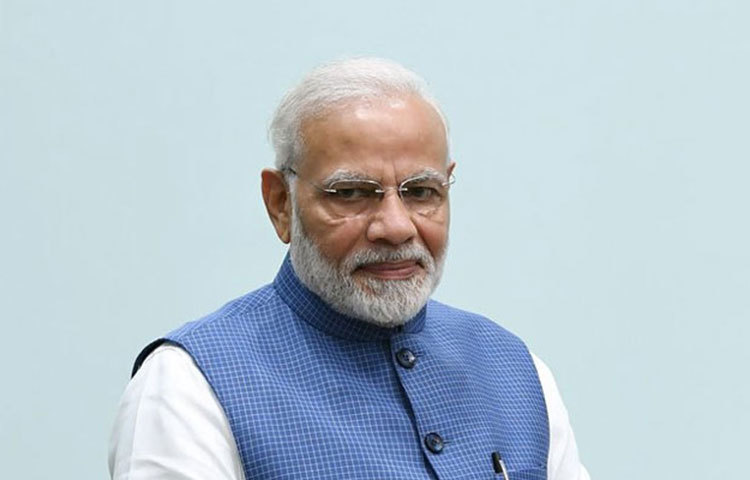 নগদ ছাড়াও নিজের ব্যাংক অ্যাকাউন্টে ১ কোটি টাকার উপরে অর্থ রয়েছে নরেন্দ্র মোদির।