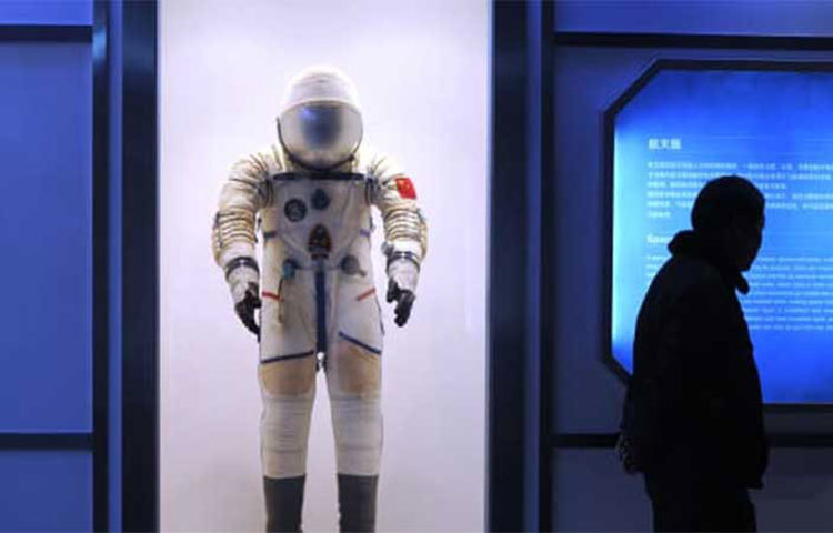 ষষ্ঠ অবস্থানের রয়েছে সাংহাই সায়েন্স অ্যান্ড টেকনোলজি মিউজিয়াম। এটি চীনে অবস্থিত।