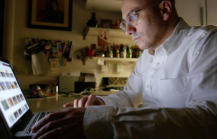 Ozbek porno rasmlar Ayol sekretsiyasini yalash