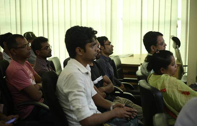 পুরস্কার বিজয়ীদের একাংশ। ছবি : মাহবুব আলম