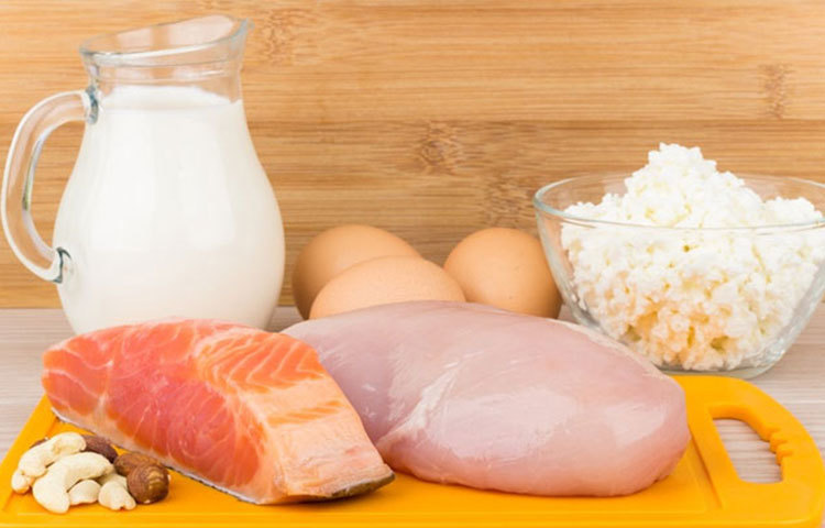 ভিটামিন বি-২ এর পরিমাণ শরীরে বাড়লে মাইগ্রেনের ব্যথা কম হয়। মাছ, মাংস, ডিম, দুগ্ধজাত খাদ্য, চিজ, বাদামে ভিটামিন বি-২ এর পরিমাণ বেশি মাত্রায় থাকে।