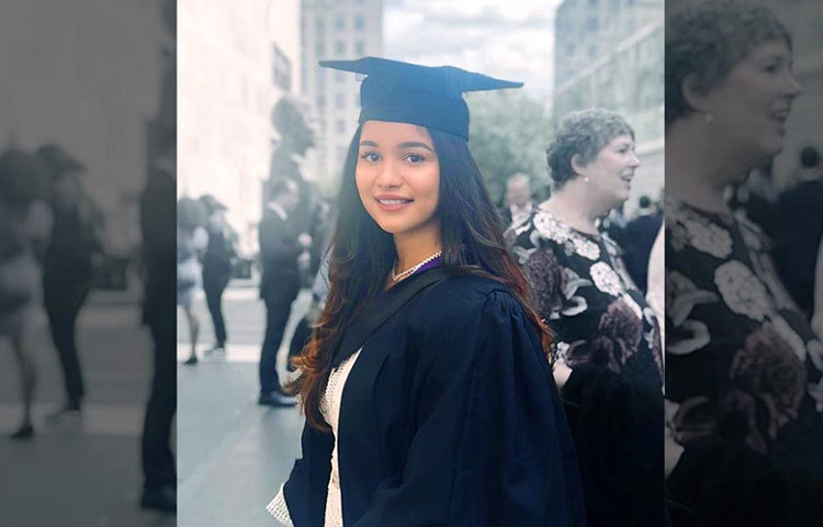 সারা মুম্বাইয়ের ধীরুভাই অম্বানী ইন্টারন্যাশনাল স্কুলে পড়াশোনা করতেন তিনি।