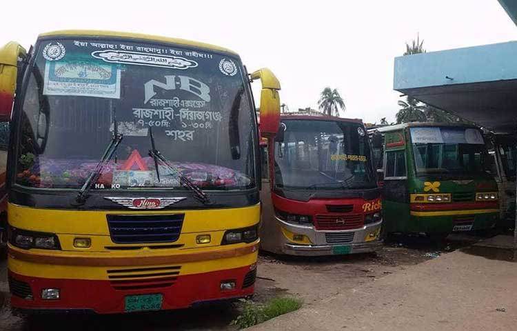 দ্বিতীয় দিনের মত শনিবারও রাজশাহী থেকে বাস চলাচল বন্ধ রয়েছে।