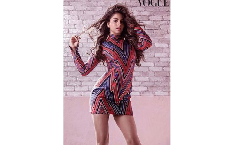 বলিউডে জোর গুঞ্জন, সুহানাকে নিজের ব্যানারে লঞ্চ করতে চলেছেন করন জোহর।