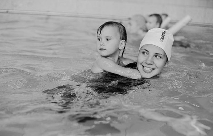 শিশুদের হাঁপানির সমস্যা সাঁতার কাটলে কমে যায়।