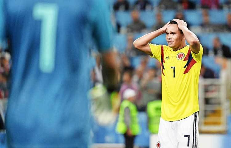 ইংল্যান্ডের বিরুদ্ধে শেষ ষোলোর ম্যাচে টাইব্রেকারে পেনাল্টি নষ্ট করে প্রাণনাশের হুমকি পেলেন কলম্বিয়ার কার্লোস বাক্কা।