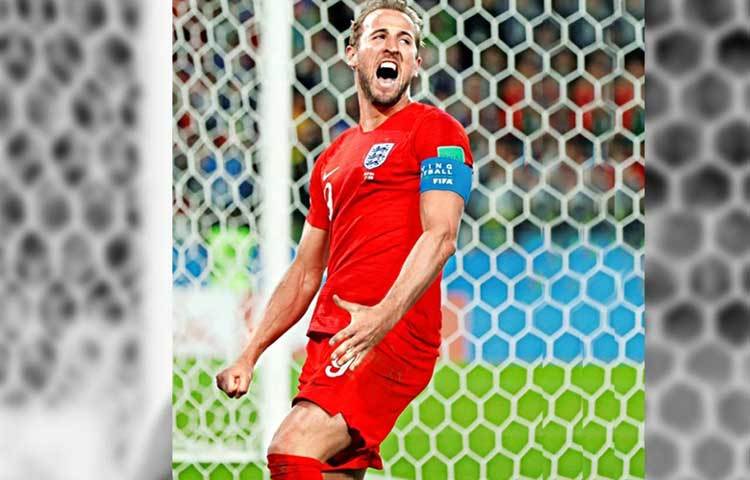 বিবর্ণ ফুটবল। হ্যারি কেইনের গোলে এগিয়ে গিয়েও শেষলগ্নে গোল হজম করতে হল ব্রিটিশদের। কলম্বিয়ার বিরুদ্ধে টাইব্রেকারে জিতে শেষ আটে গেল ব্রিটিশ সিংহেরা। ছবিতে হ্যারি কেইন, পেনাল্টিতে গোলের পর।