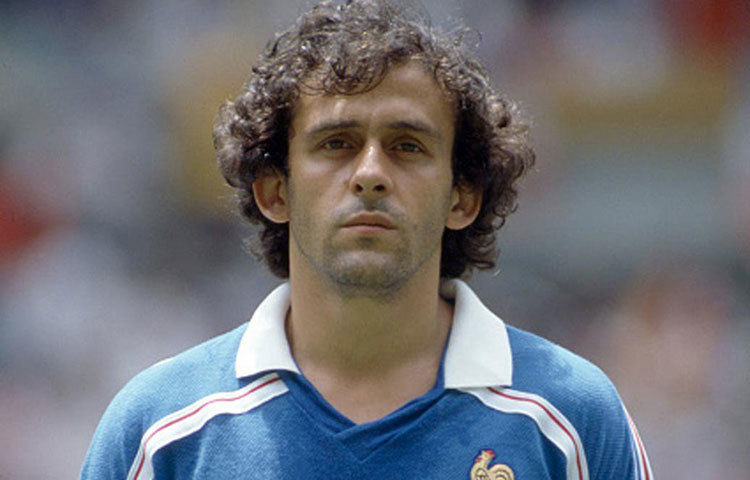 মিশেল প্লাতিনি : উয়েফার বর্তমান প্রেসিডেন্ট, য়ুভেন্তাসের প্রাক্তনী ফরাসি এই ফুটবলার পর পর তিন বার ব্যালন ডি’অর হয়েছিলেন। ১৯৮৬ বিশ্বকাপ কোয়ার্টার ফাইনালে ব্রাজিলের বিরুদ্ধে টাইব্রেকারে পেনাল্টি ফস্কান প্লাতিনি। ৪-৩ গোলে ফ্রান্স শেষ পর্যন্ত ম্যাচ জিতলেও, সেই পেনাল্টি মিস প্লাতিনির বর্ণময় কেরিয়ারে একটা কালো দাগ হয়ে রয়ে গিয়েছে।