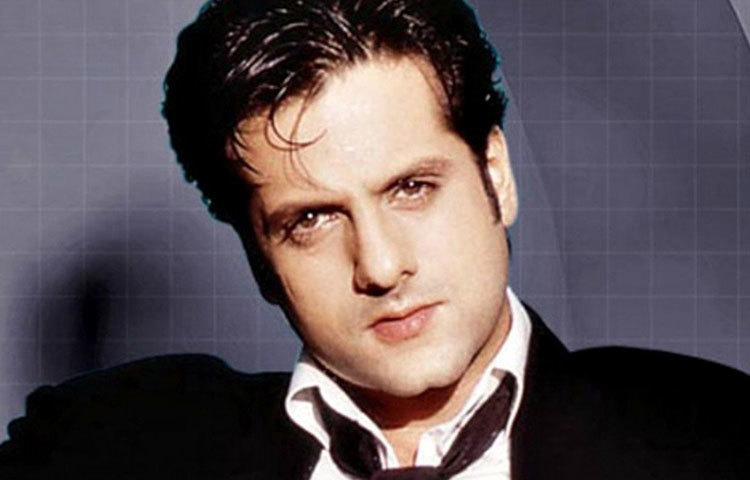 ফারদিন খান : বলিউডে পা রাখার পর বেশ উপরের দিকেই উঠছিল ফারদিনের ক্যরিয়ারগ্রাফ। ফারদিন হয়ে গেল বলিউডের চকোলেট বয়। ফারদিন জড়িয়ে পড়েন বেআইনি মাদক এবং সাইকোট্রপিক দ্রব্যের পাচার কাজে। তার ক্যারিয়ার শেষ হয়ে যায়।