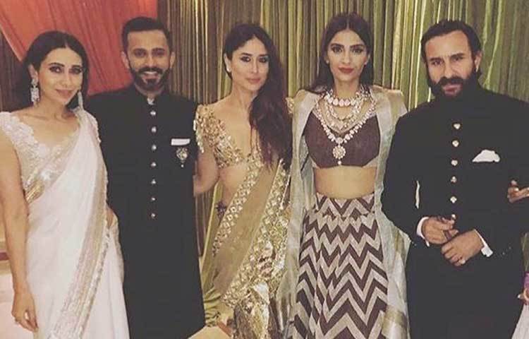 অনুষ্ঠানে নজর কাড়েন ‘সইফিনা’ও। সোনালি ডিজাইনার শাড়িতে বলি ডিভা কারিনার পাশে কালো বন্ধগলা নবাবী পোশাকে কোনও অংশেই কম যাননি সাইফ আলি খান। সাদা শাড়িতে অনবদ্য লাগছিল কারিশমাকেও।