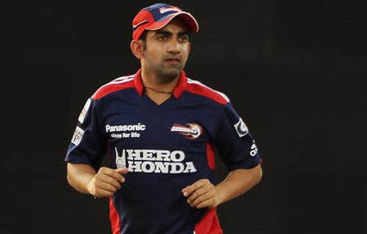 গৌতম গম্ভীর : একেবারেই রান পাচ্ছিলেন দিল্লির অধিনায়ক। হারছিল দলও। খারাপ পারফরম্যান্সের যাবতীয় দায় নিয়ে সরে দাঁড়ান গম্ভীর। নতুন নেতা হন শ্রেয়াস আইয়ার।