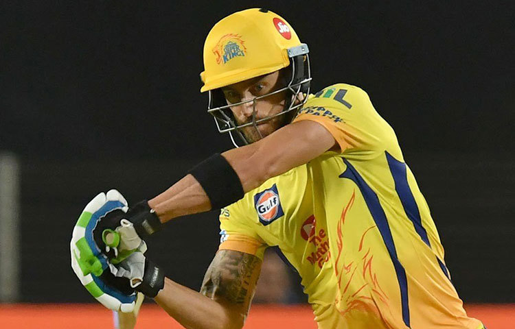 ফ্যাফ দুপ্লেসি : একেবারেই ছন্দে ছিলেন না দিল্লির বিরুদ্ধে টুর্নামেন্টে প্রথম ম্যাচ খেলা ফ্যাফ। ৩৩ বলে ৩৩ করেন তিনি। এ দিন তার কাছ থেকে একটা ভালো ইনিংস আশা করবে চেন্নাই।