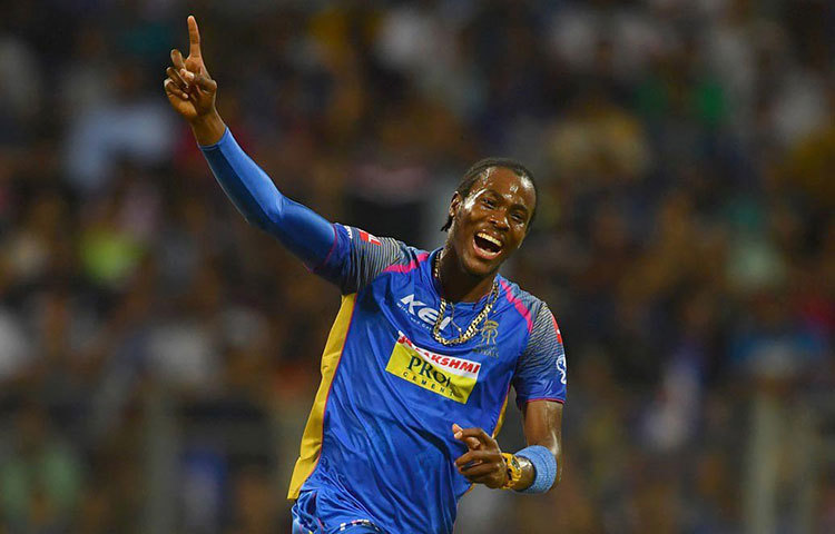 জোফ্রা আর্চার : বেঙ্গালুরু ম্যাচটা একেবারেই ভালো যায়নি জোফ্রার। তবে বল হাতে টুর্নামেন্টে ভাল ফর্মে রয়েছেন তিনি। ইডেনের গতিময় উইকেটে ভয়ঙ্কর হয়ে উঠতে পারেন জোফ্রা।