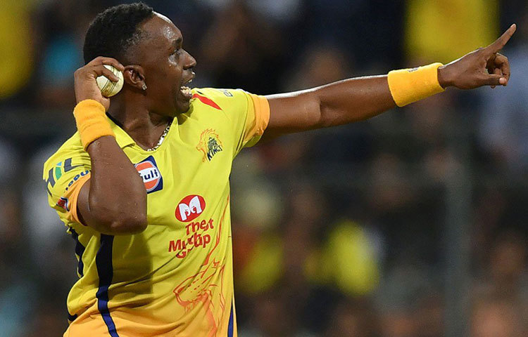 ডোয়েন ব্রাভো : কখনও বল, কখনও ব্যাট হাতে দলকে সাহায্য করেছেন ব্রাভো। প্রথম একাদশে আজ তিনি নিশ্চিত।