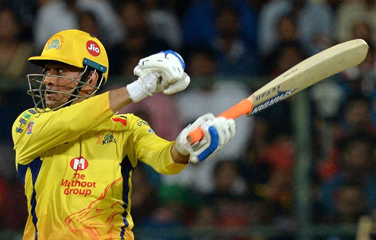 ১৮ এপ্রিল ২০১০। শন মার্শ, ইরফান পাঠানদের দাপটে ১৯২ রানের বিশাল রান করে পাঞ্জাব। জবাবে ব্যাট করতে নেমে ২৯ বলে অপরাজিত ৫৪ রানের ম্যাচ উইনিং ইনিংস খেলেন তিনি। শেষ ওভারে জয়ের জন্য প্রয়োজনীয় ১৬ রান ৪ বলেই তুলে নেন তিনি।