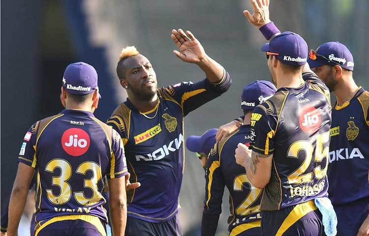 নাইটদের জার্সি ডিজাইন করেছেন ফ্যাশান ডিজাইনার মণীশ মলহোত্র।