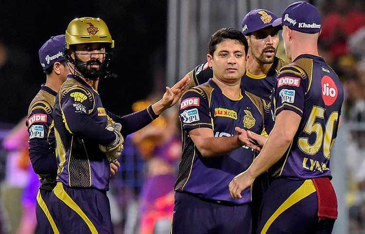 ১৯৮০ সালের জনপ্রিয় টেলিভিশন শো ‘নাইটরাইডার্স’ থেকে এই দলের নাম হয়েছে।