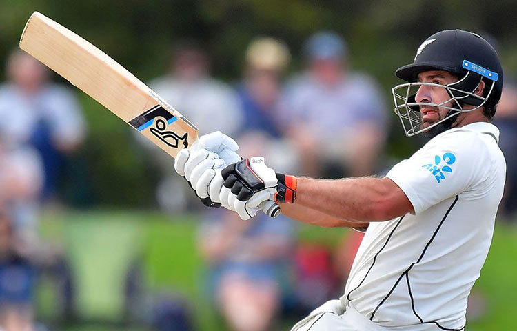 কলিন ডি গ্র্যান্ডহোম : গত ম্যাচে তার শেষ ওভারে গুরুত্বপূর্ণ রান দলকে ম্যাচ জেতাতে সাহায্য করে। বল হাতেও সমান কার্যকরী এই কিউয়ি।