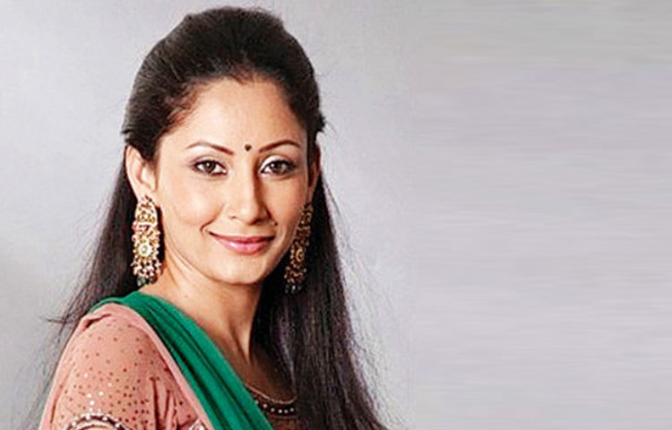 প্রাইড অফ দ্যা ইন্ডিয়ান সিনেমা পুরস্কার মান্যতা দত্ত।