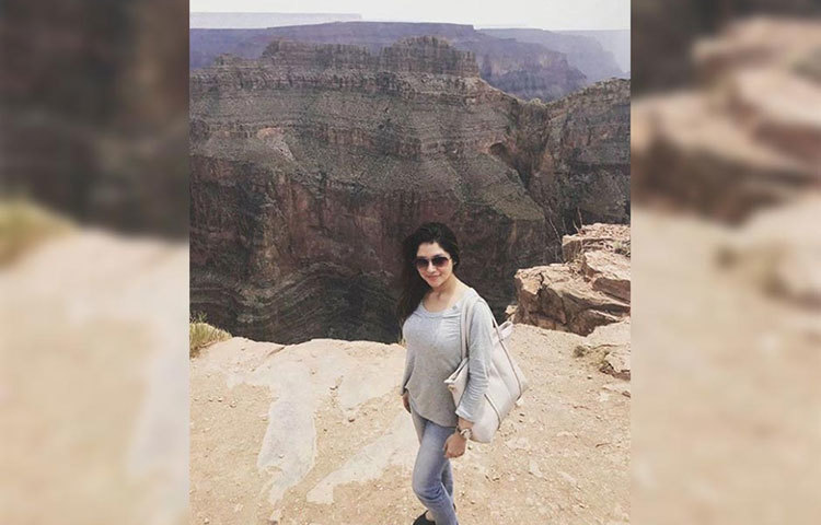 বিশ্বব্যিখাত গ্র্যান্ড ক্যানিয়ন সফরে পায়েল।