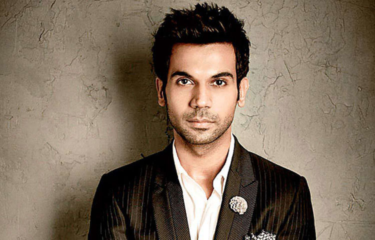 সমালোচকদের বিচারে সেরা অভিনেতা পুরস্কার পেয়েছেন রাজকুমার রাও (নিউটন)।