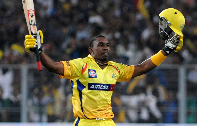 ডোয়েন ব্রাভো : আইপিএলে এখনও পর্যন্ত বারোশোরও বেশি রান করা ব্রাভো ১২২টি উইকেটও নিয়েছেন।