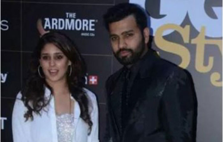 রোহিত এখন আসন্ন আইপিএলের প্রস্তুতিতে ব্যস্ত।