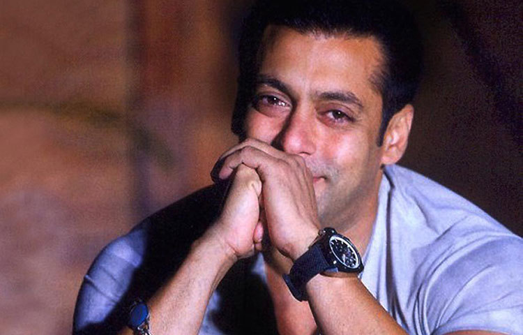 ট্রেড অ্যানালিস্ট গিরিশ ওয়াংখেড়ের কথায়, ‘সালমান মানেই ব্লকবাস্টার, লাভজনক ব্র্যান্ড।’ তার ছবি মানে কম কওে হলেও ২০০ কোটি টাকার বাজেট। আগামী ঈদেই মুক্তি পাওয়ার কথা সালমান অভিনীত ‘রেস ৩’-এর। তা ছাড়া, কাজ শুরুর মুখে ছিল আরও তিনটি বড় ব্যানারের ছবি।