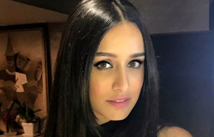 ৩ কোটি পারিশ্রমিক শ্রদ্ধা কাপুরের।