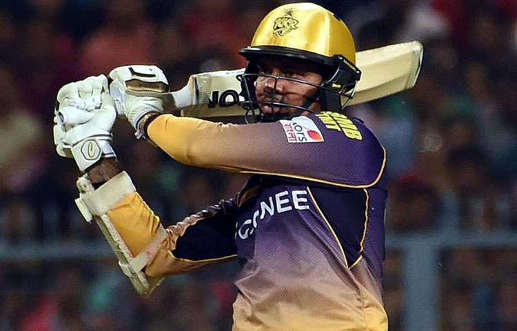 সুনীল নারিন : ক্রিস লিনের অনুপস্থিতিতে নাইটদের হয়ে গতবার বেশ কয়েকটি ম্যাচ ওপেন করেন তিনি। ম্যানেজমেন্টের সিদ্ধান্তকে সঠিক প্রমাণ করে দুরন্ত কয়েকটি ইনিংস খেলেন তিনি। এ ছাড়া তার মিস্ট্রি বোলিং তো আছেই। ওয়াটসনের সঙ্গে ইনিংসের ওপেন করবেন তিনি।