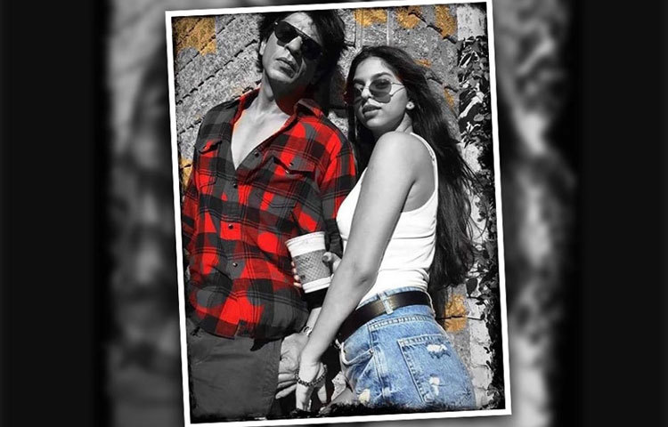 বাবার সঙ্গে সুহানা।