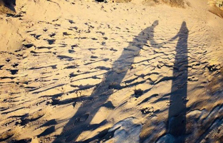 সুরভিনের এই কেপটাউন হলিডের ছবি সোশ্যাল মিডিয়ায় নজর কেড়েছে। নায়িকার গ্লামারের প্রশংসা করেছেন সবাই।