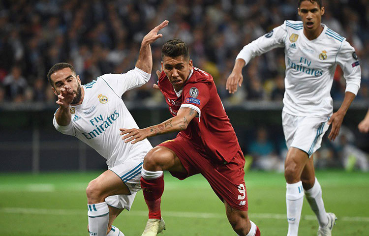 দানি কার্ভাজল : বড় টুর্নামেন্টের আগে চোট পাওয়া যেন অভ্যাস হয়ে গিয়েছে স্পেনের এই ডিফেন্ডারের। চোটের জন্য ২০৬ ইউরোতে খেলতে পারেননি, আর এবার চ্যাম্পিয়ন্স লিগ ফাইনালে চোট পেয়ে বিশ্বকাপ থেকেই ছিটকে গেলেন রিয়াল মাদ্রিদ ডিফেন্সের বড় ভরসা।