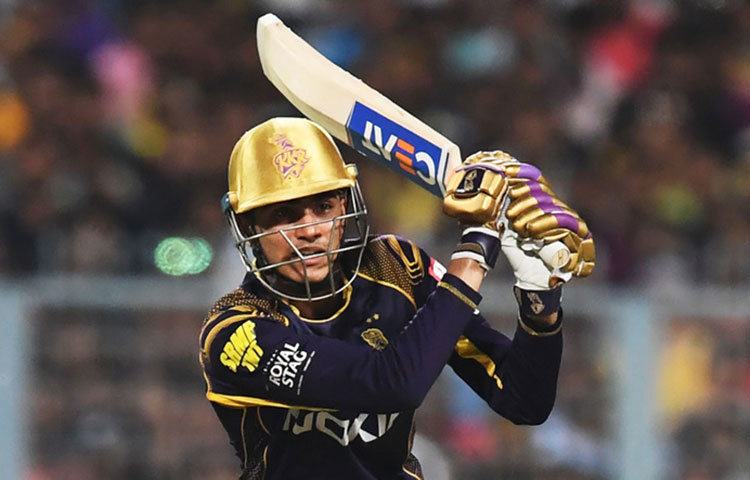 এবারের আইপিএলে কলকাতা নাইট রাইডার্সের হয়ে খেলেন শুভমান। তখনই তার সঙ্গে সুহানার দেখা হয়।