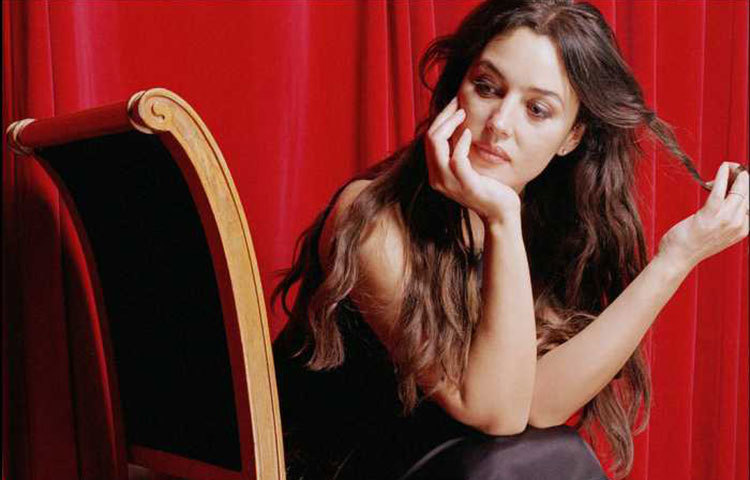 সেরা সুন্দরীদের শীর্ষে মনিকা বেল্লুচি।