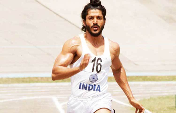 ফারহান আখতার : ‘ভাগ মিলখা ভাগ’ ছবির জন্য কঠিন কসরত করেছিলেন ফারহান আখতার। বহু ঘাম ঝরিয়ে মিলখা সিংহের চরিত্র ফুটিয়ে তুলেছিলেন ফারহান। আর এই ছবিটি সাইন করতে মাত্র ১১ টাকা টোকেন মানি হিসেবে নিয়েছিলেন ফারহান।