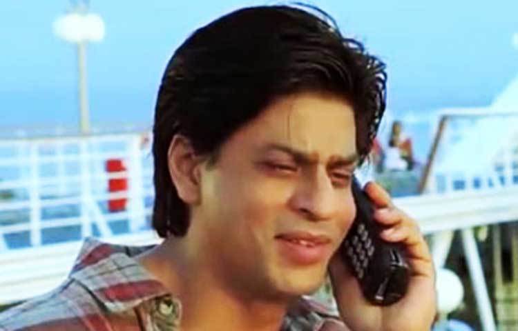 শাহারুখ খান : বলিউড বাদশার এক একটা ছবিতে তার পারিশ্রমিকের পরিমাণ শুনলে অবাক হতে হয়। সেই শাহরুখই ‘ভূতনাথ রিটার্নস’-এর জন্য কোনও পারিশ্রমিক নেননি।