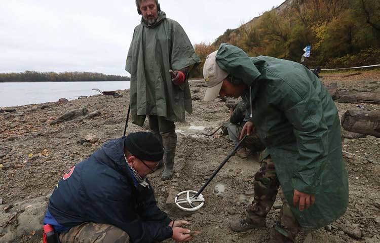 মিউজিয়াম কর্তৃপক্ষ বলেন, প্রত্নতাত্ত্বিক সামগ্রী উদ্ধারের কাজ অব্যাহত। তাই আপাতত ২০২০ সালে একটি প্রদর্শনীতে এই উদ্ধার করা গুপ্তধনগুলো রাখার কথা ভাবা হয়েছে। হাঙ্গারির অন্য অংশেও প্রদর্শনীটি করার কথা ভেবেছেন তারা।