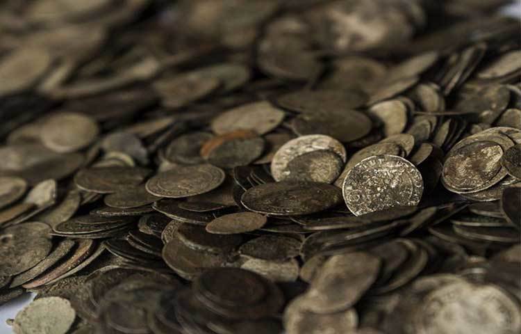 ২২ কারাটের হাঙ্গেরিয়ান মুদ্রা ছাড়াও ফ্রান্সের মুদ্রাগুলো যে ১৬০০ শতকে ষোড়শ লুইয়ের আমলের তাও নিশ্চিত করছেন গবেষকরা। ১৭০০ থেকে ১৮০০ শতকের ইউরোপের অন্য দেশের মুদ্রাও মিলেছে।