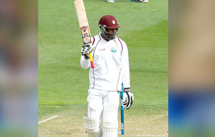 কির্ক এডওয়ার্ড : ২০১১ সালে ভারতের বিরুদ্ধে অভিষেক টেস্টেই শতরান। এরপর কেবল তিন বছরই জাতীয় দলের সঙ্গে যুক্ত থাকতে পেরেছেন তিনি। খেলেছেন মাত্র ১৬টি ম্যাচ।