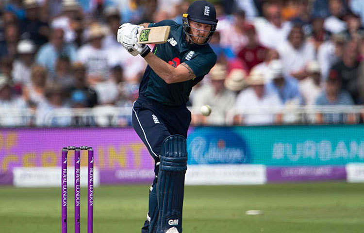 বেন স্টোকস : এই মুহূর্তে বিশ্বের অন্যতম সেরা অলরাউন্ডার। ইংল্যান্ডের গুরুত্বপূর্ণ ক্রিকেটার। টি-টোয়েন্টি, একদিনের পাশাপাশি টেস্টেও গুরুত্বপূর্ণ ভূমিকা নিতে দেখা গিয়েছে তাকে। এখনো পর্যন্ত ৭৫টি একদিনের ম্যাচ খেলেছেন। ব্যাটিং গড় ৩৬-এর উপর। উইকেট পেয়েছেন ৫৮টি।