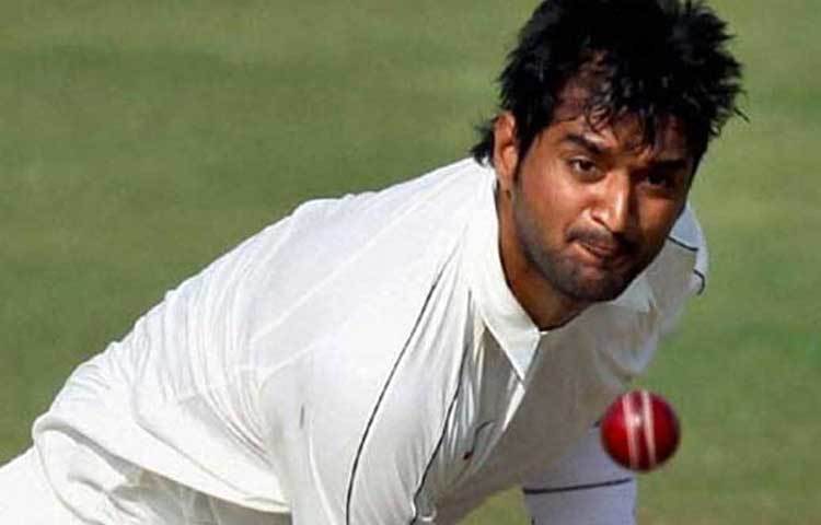 পঙ্কজ সিংহ : রাজস্থানের এই লম্বা-ছিপছিপে বোলারটির ঘরোয়া ক্রিকেটে চমকে দেওয়া সাফল্য রয়েছে। কিন্তু, সুযোগ পেয়েছিলেন মাত্র একটি একদিনের ম্যাচে। সেই ম্যাচে একটিও উইকেট পাননি। সালটা ছিল ২০১৪। রাজস্থানের হয়ে ঘরোয়া ক্রিকেটে এখনও বেশ ভাল খেলছেন এই পেসার।