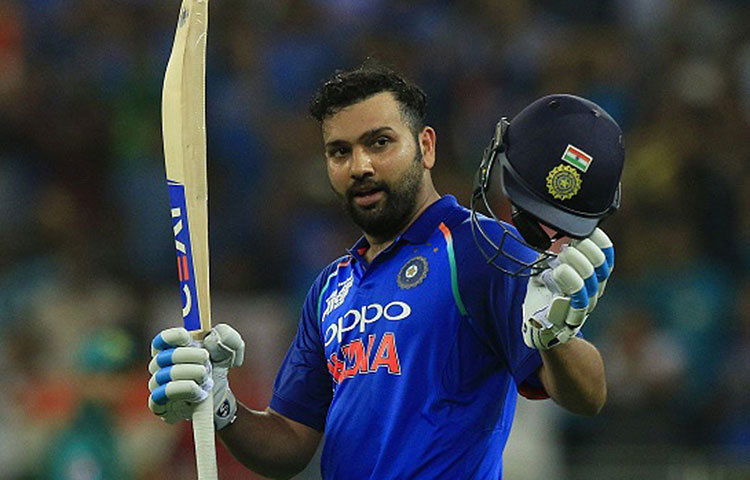 জবাবে শুরুটা ভালই হয়েছিল ভারতের। এক সময় মাত্র এক উইকেটে ১৯১ রান তুলেও ফেলেছিল। যদিও শেষ পর্যন্ত ম্যাচটি পাঁচ রানে হেরে যায় ভারত। সেই ম্যাচে রোহিত শর্মা করেছিলেন ১৩৩ বলে ১৫০।