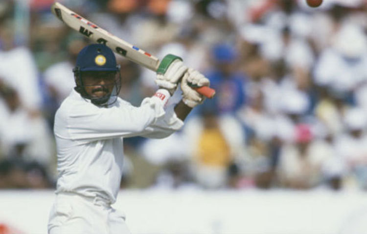 প্রবীন আমরে : দক্ষিণ আফ্রিকার বিরুদ্ধে অভিষেক টেস্টেই শতরান। সেটাও ছয় নম্বরে ব্যাট করতে এসে।