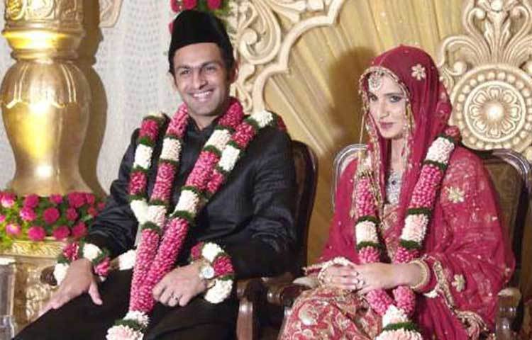 ভারতের জামাই সোয়েব মালিক সানিয়াকে বিয়ে করেন ২০১০ সালে।
