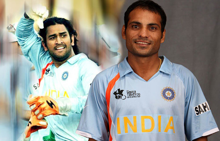 জোগিন্দার শর্মা মানেই ভারতীয় ক্রিকেটপ্রেমীদের মনে ভাসে ২০০৭ সালের টি-টোয়েন্টি বিশ্বকাপের ফাইনাল। শেষ ওভারে তার হাতে বল তুলে দিয়েছিলেন অধিনায়ক মহেন্দ্র সিং ধোনি। সফল হন জোগিন্দার। বিশ্বচ্যাম্পিয়ন হয় ভারত। মজার হল, ধোনি ও জোগিন্দারের অভিষেক হয় ২০০৪ সালে বাংলাদেশে একই ম্যাচে।