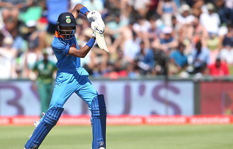 হার্দিক পান্ডে : এশিয়া কাপে চোট পেয়ে ছিটকে গিয়েছেন। তবে, বিশ্বকাপে দলে থাকা নিশ্চিত। ইংল্যান্ডের পরিবেশে হার্দিকের বোলিং খুবই কার্যকর হবে। ব্যাট হাতে দ্রুত রান তোলার ক্ষমতা রাখেন। বাড়তি পাওনা পান্ডের অনবদ্য ফিল্ডিং। তবে এশিয়া কাপে রবীন্দ্র জাদেজার ফর্ম নতুন করে ভাবতে বাধ্য করবে নির্বাচকদের।