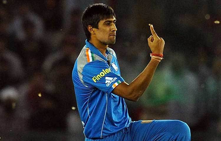 রাহুল শর্মা : পঞ্চম এবং ষষ্ঠ আইপিএলের অন্যতম সফল বোলার। ২০১২ সালে জাতীয় দলে সুযোগও পেয়ে যান। কিন্তু, জাতীয় দলে সেই সাফল্যে সামন্যতমও দেখাতে পারলেন না। বর্তমানে রাজ্য দলেও আর সুযোগ পান না এই স্পিনার।